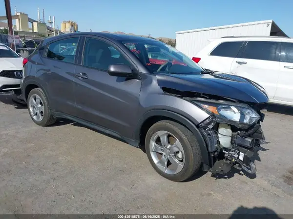 3CZRU5H35HG700492 2017 HONDA HR-V - Image 1