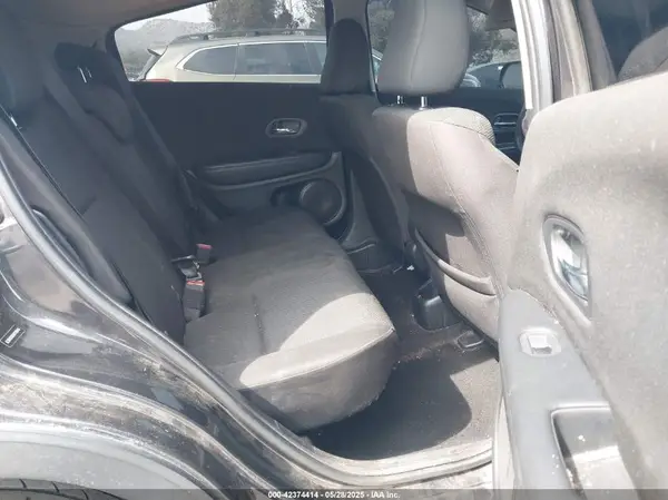 3CZRU5H35HG700816 2017 HONDA HR-V - Image 8