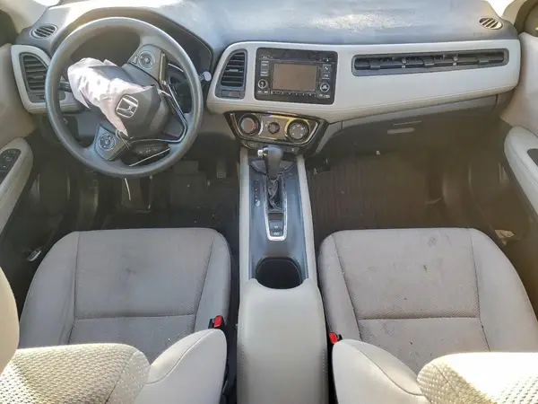 3CZRU5H35HG704526 2017 HONDA HR-V - Image 8