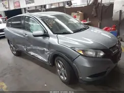 3CZRU5H35HG707765 2017 HONDA HR-V