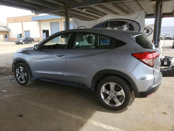 3CZRU5H35HG709984 2017 HONDA HR-V - Image 2