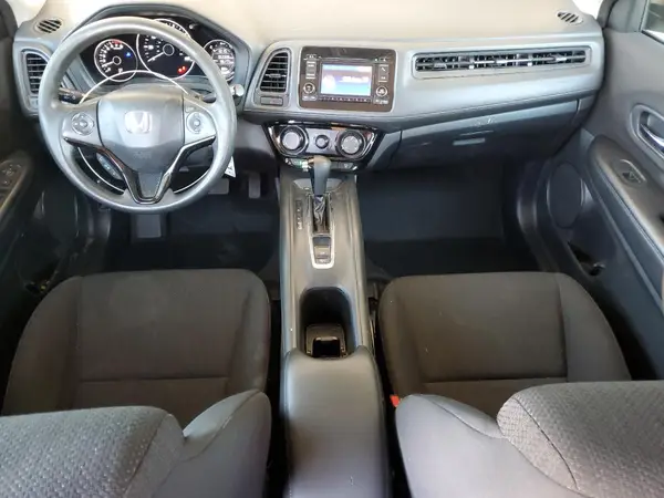 3CZRU5H35HG710262 2017 HONDA HR-V - Image 8