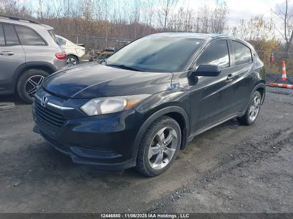 3CZRU5H35HM100511 2017 HONDA HR-V - Image 2