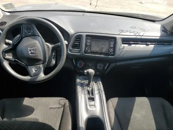 3CZRU5H35HM706665 2017 HONDA HR-V - Image 8