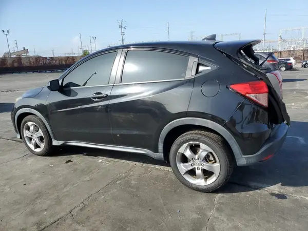 3CZRU5H35HM712028 2017 HONDA HR-V - Image 2