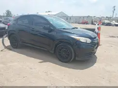 3CZRU5H35HM714071 2017 HONDA HR-V