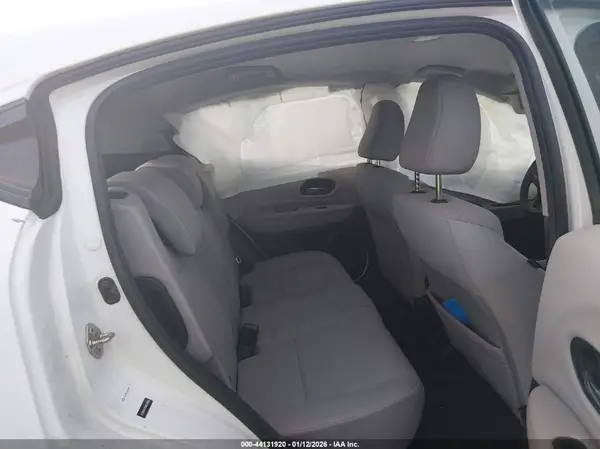 3CZRU5H35HM720680 2017 HONDA HR-V - Image 8