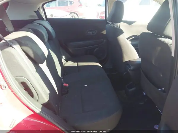 3CZRU5H35HM722493 2017 HONDA HR-V - Image 8