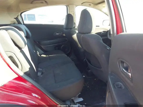 3CZRU5H35HM724504 2017 HONDA HR-V - Image 8
