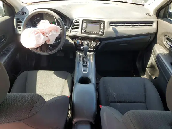 3CZRU5H35JG703091 2018 HONDA HR-V - Image 8