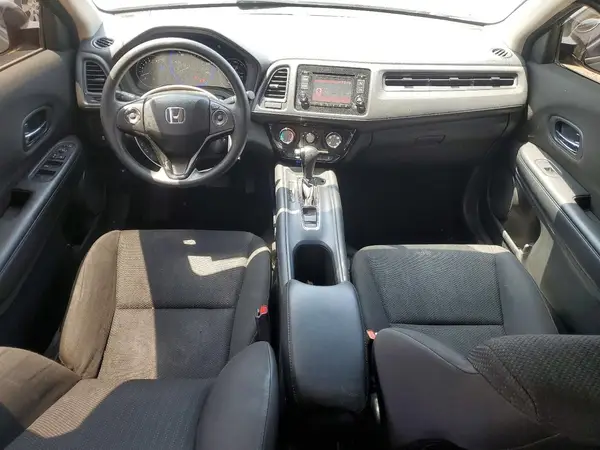3CZRU5H35JG703463 2018 HONDA HR-V - Image 8