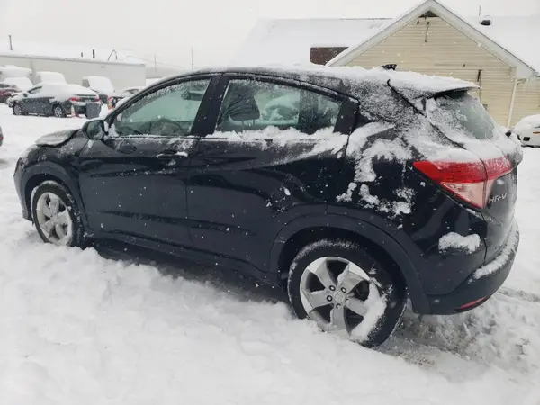 3CZRU5H35JG705228 2018 HONDA HR-V - Image 2