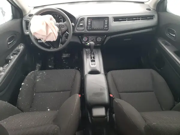 3CZRU5H35JG705228 2018 HONDA HR-V - Image 8