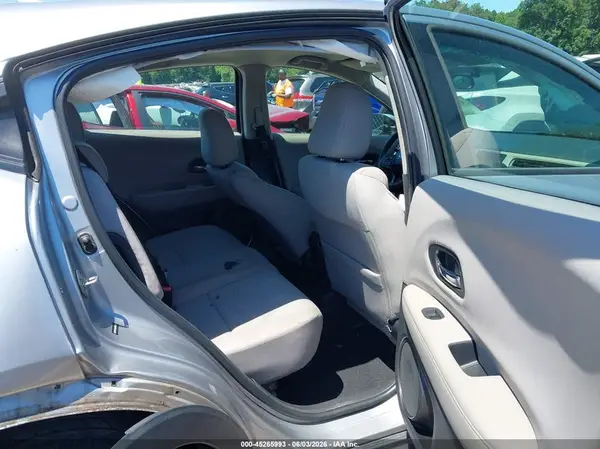 3CZRU5H35JM703609 2018 HONDA HR-V - Image 8
