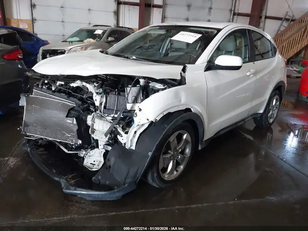 3CZRU5H35JM711709 2018 HONDA HR-V - Image 2