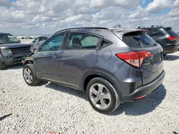 3CZRU5H35JM722130 2018 HONDA HR-V - Image 2