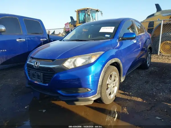 3CZRU5H35JM722449 2018 HONDA HR-V - Image 2