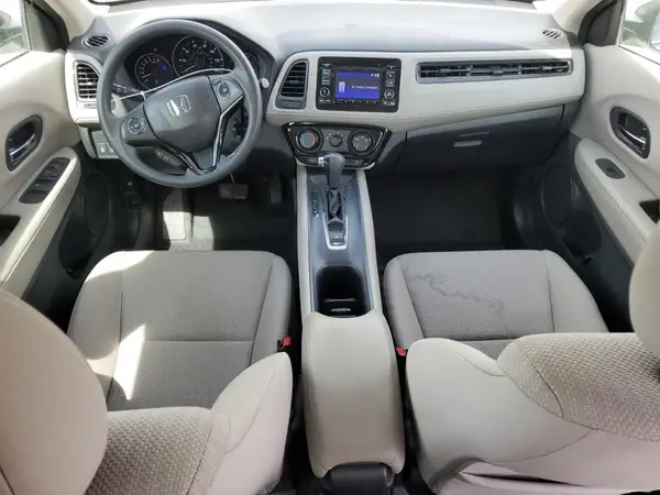 3CZRU5H35JM723813 2018 HONDA HR-V - Image 8