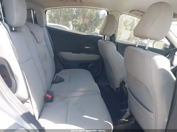 3CZRU5H35KG708678 2019 HONDA HR-V - Image 8