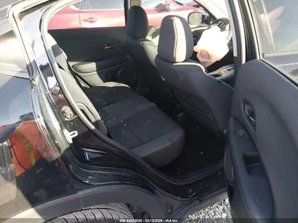 3CZRU5H35KG710253 2019 HONDA HR-V - Image 8