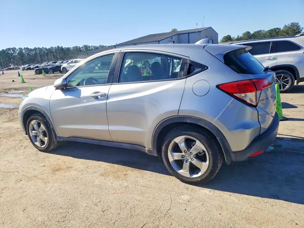 3CZRU5H35KG710835 2019 HONDA HR-V - Image 2