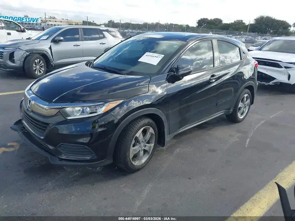 3CZRU5H35KG714187 2019 HONDA HR-V - Image 2