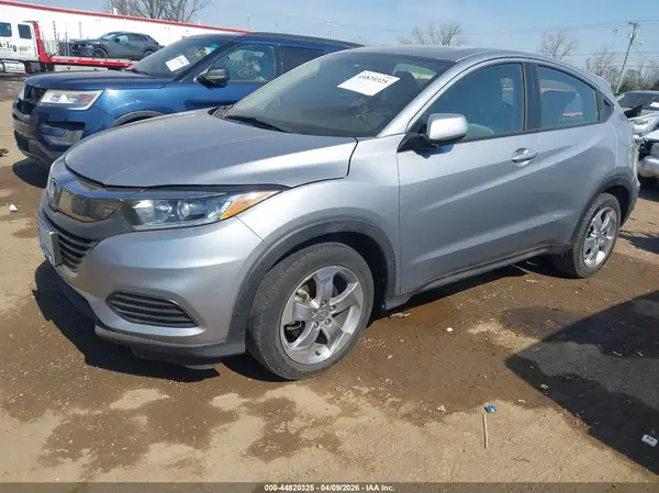 3CZRU5H35KG714478 2019 HONDA HR-V - Image 2