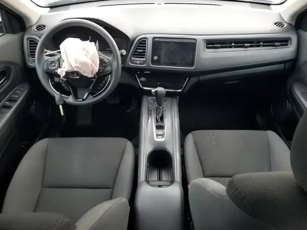 3CZRU5H35KM101388 2019 HONDA HR-V - Image 8