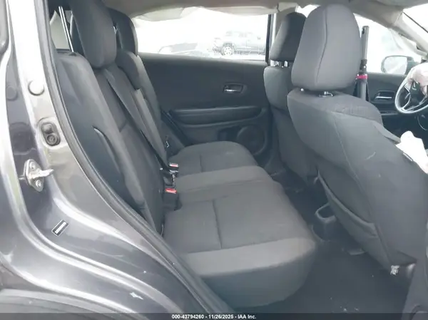 3CZRU5H35KM707385 2019 HONDA HR-V - Image 8