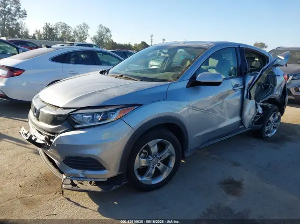 3CZRU5H35KM710304 2019 HONDA HR-V - Image 2