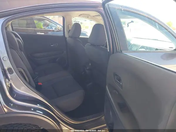 3CZRU5H35LM706934 2020 HONDA HR-V - Image 8