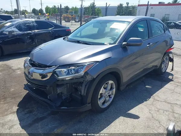 3CZRU5H35MM716834 2021 HONDA HR-V - Image 2