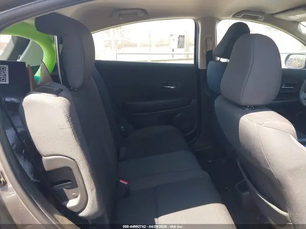 3CZRU5H35MM716834 2021 HONDA HR-V - Image 8