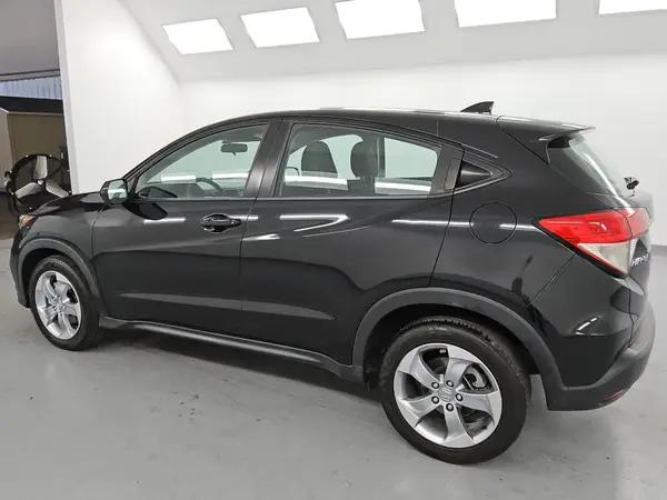 3CZRU5H35MM722326 2021 HONDA HR-V - Image 2