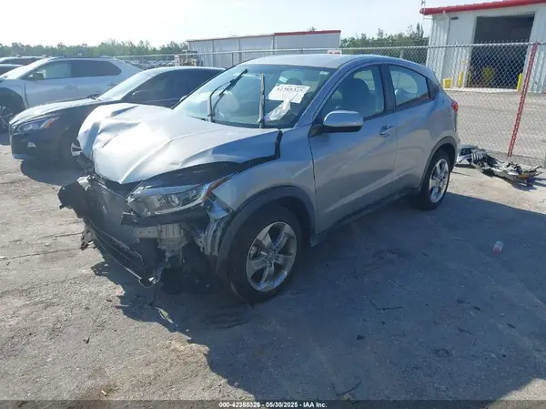 3CZRU5H35MM731334 2021 HONDA HR-V - Image 2