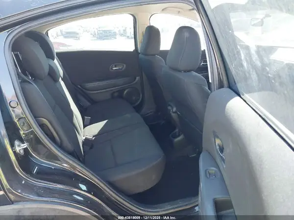 3CZRU5H36GM712084 2016 HONDA HR-V - Image 8