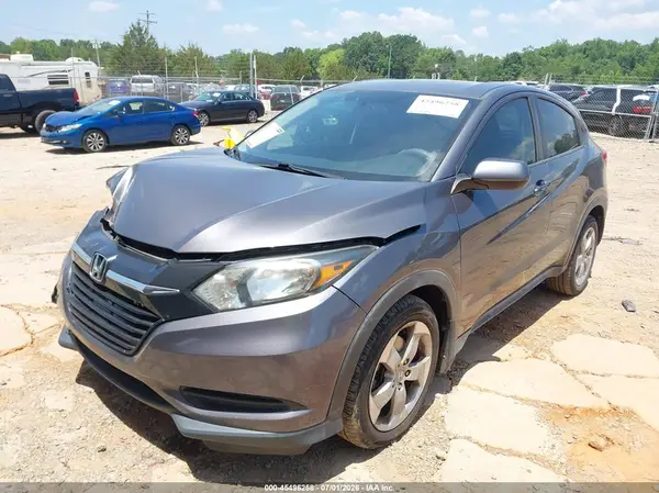 3CZRU5H36GM717592 2016 HONDA HR-V - Image 2