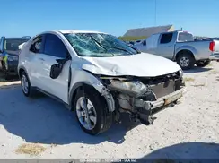 3CZRU5H36GM727104 2016 HONDA HR-V