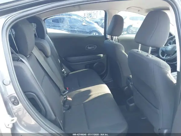 3CZRU5H36GM739155 2016 HONDA HR-V - Image 8