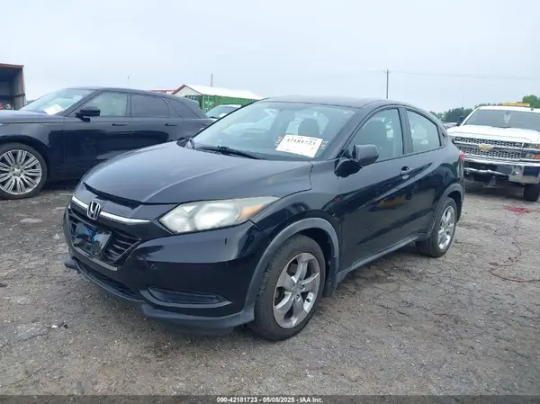 3CZRU5H36GM742041 2016 HONDA HR-V - Image 2