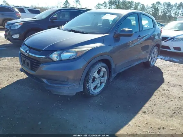 3CZRU5H36GM743920 2016 HONDA HR-V - Image 2