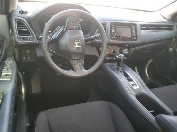 3CZRU5H36HG705233 2017 HONDA HR-V - Image 8