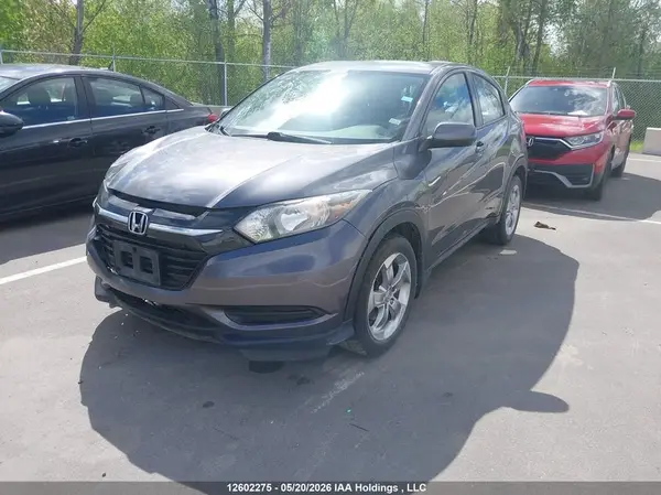 3CZRU5H36HM101392 2017 HONDA HR-V - Image 2