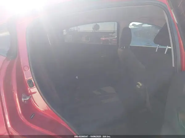 3CZRU5H36HM711194 2017 HONDA HR-V - Image 8