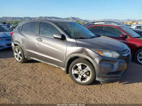 3CZRU5H36HM714709 2017 HONDA HR-V - Image 1
