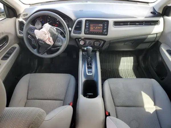 3CZRU5H36HM722650 2017 HONDA HR-V - Image 8