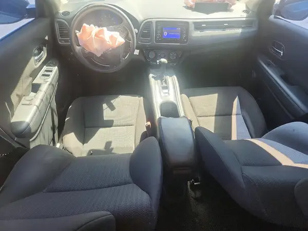 3CZRU5H36JM703554 2018 HONDA HR-V - Image 8
