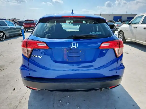 3CZRU5H36JM705076 2018 HONDA HR-V - Image 8