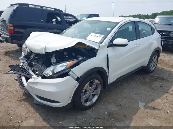 3CZRU5H36JM709225 2018 HONDA HR-V - Image 2