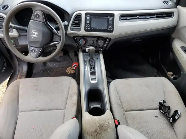 3CZRU5H36JM712786 2018 HONDA HR-V - Image 8